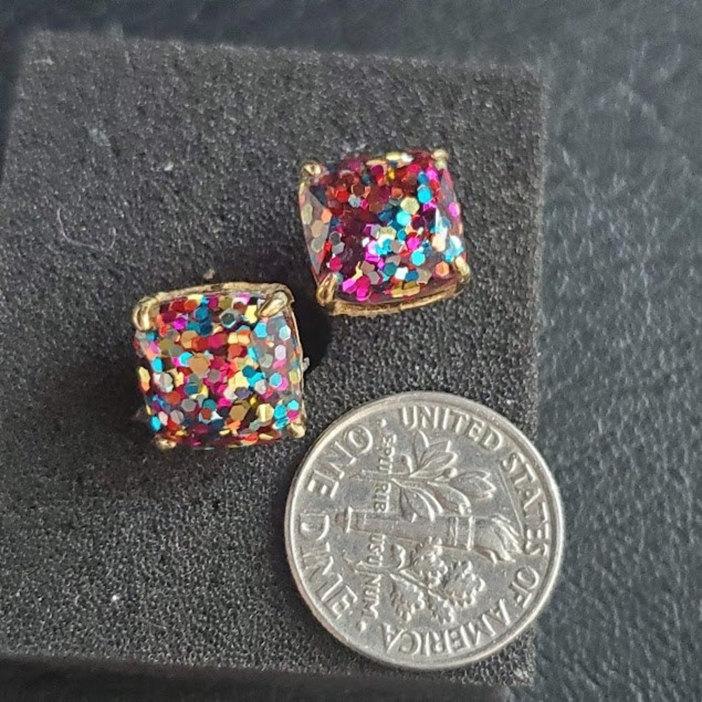 Kate Spade New York Small Gumdrop Stud Earrings Multi Glitter Gold Tone - Picture 3 of 8